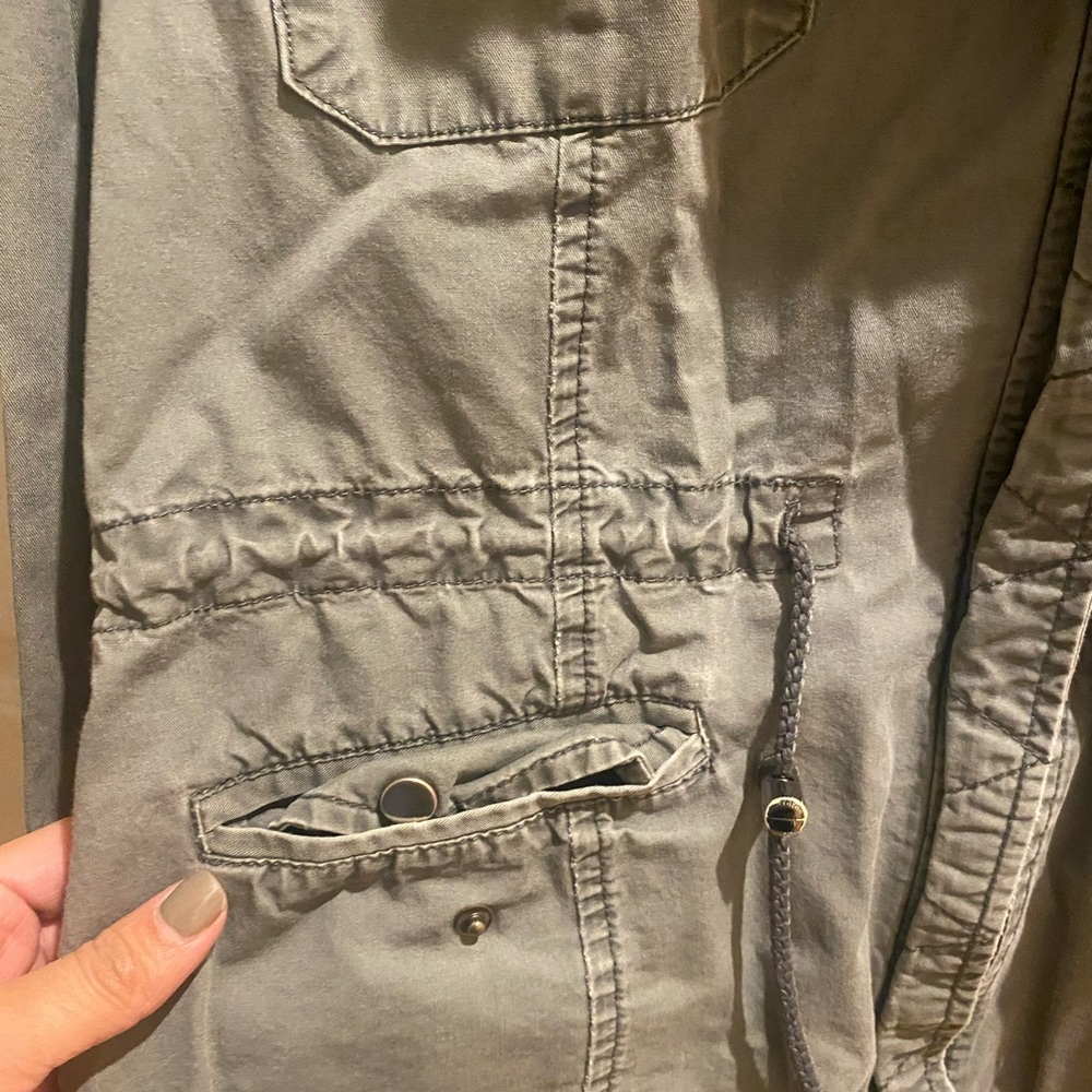 Jacket - Picture 2 of 6